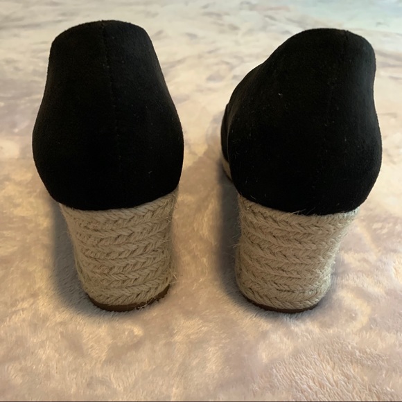 H&M Black Suede Wedge Peep Toe Sandals - Picture 3 of 4